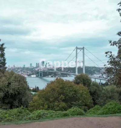 I will take videos and photos in istanbul