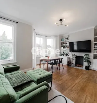 I will take professional photographs of your property in london